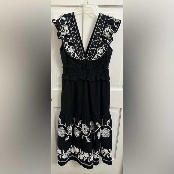 Strut & Bolt Dresses & Skirts - Strut & Bolt Black Embroidered Flutter Sleeve Dress